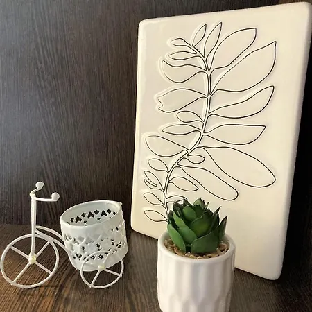 Lovely In A Quiet Area Apartman